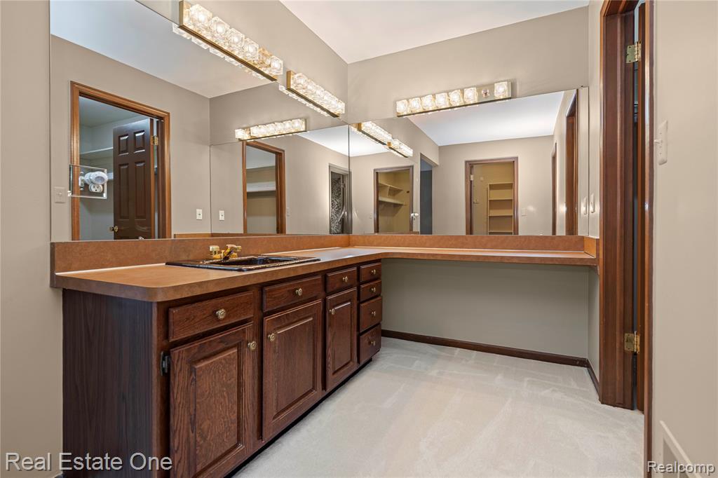 4279 Pine Lane, West Bloomfield, MI 48323 — Photo 16