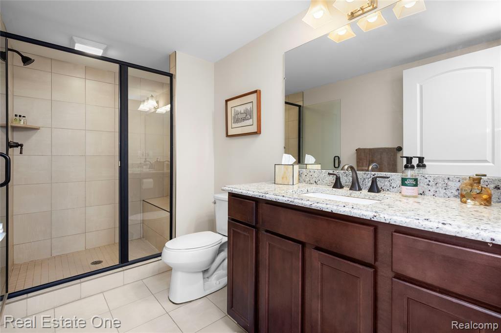 49031 Honey Tree Court Court, Northville, MI 48168 — Photo 43