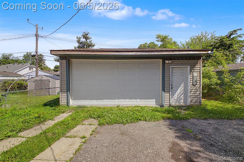 1301 E Muir Ave., Hazel Park, MI 48030 — Photo 24