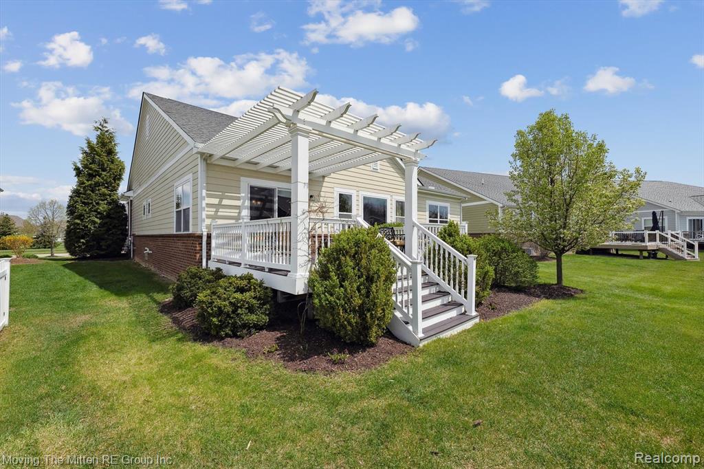 326 PROVINCE Lane, Canton, MI 48188 — Photo 46