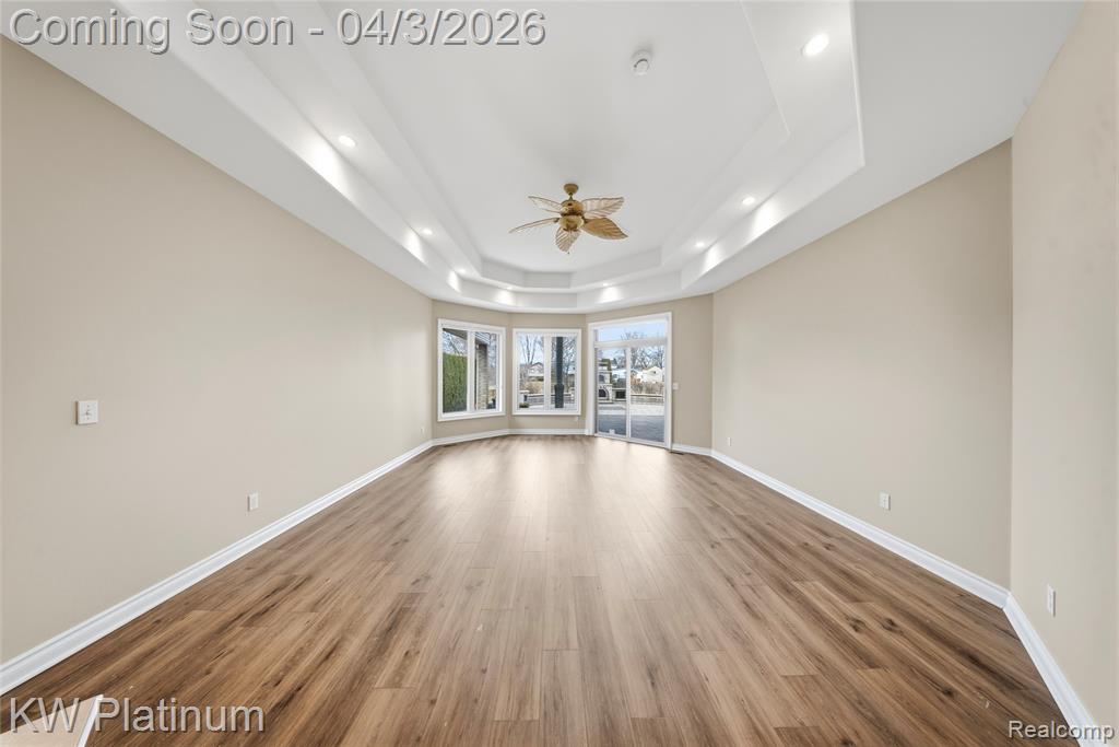 48877 Point Lakeview Drive, Chesterfield, MI 48047 — Photo 12