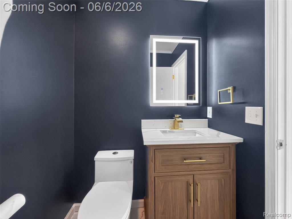 41599 Red Oak Drive, Sterling Heights, MI 48314 — Photo 38