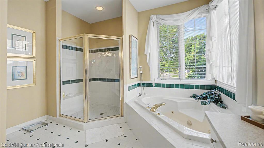 6400 Copper Creek Drive W, Washington, MI — Photo 27