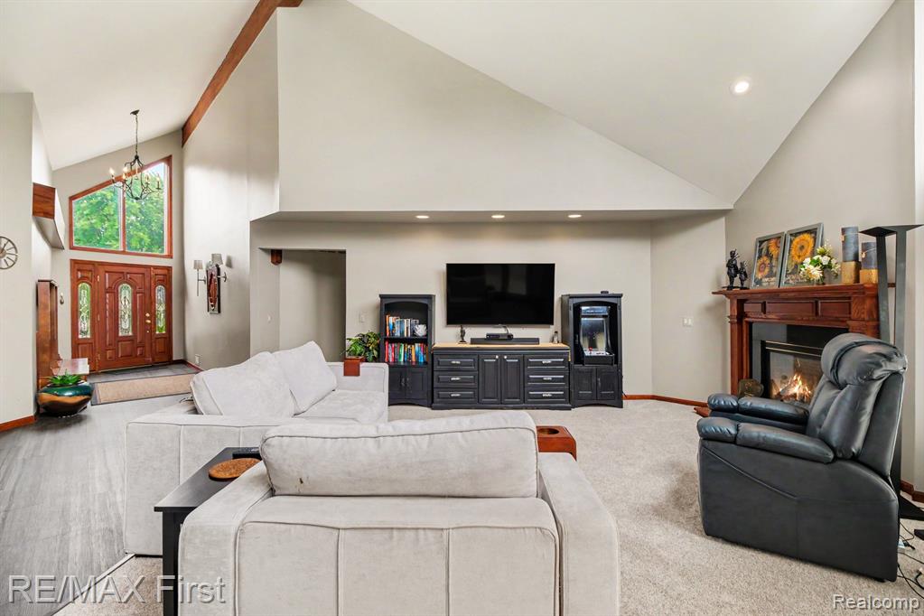 601 Brookwood Lane E, Rochester Hills, MI 48309 — Photo 11