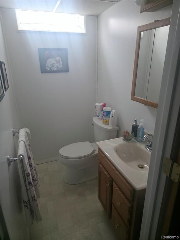 12835 W Parkway Street, Detroit, MI 48223 — Photo 7