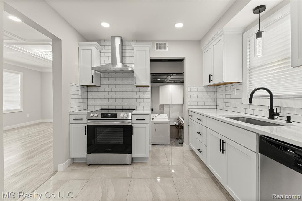 864 Cleophus Parkway, Lincoln Park, MI 48146 — Photo 9