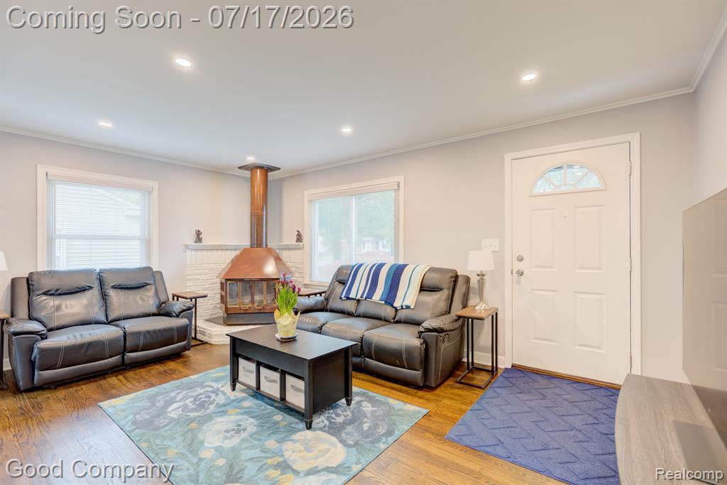 4102 Elmhurst Avenue, Royal Oak, MI 48073 — Photo 3