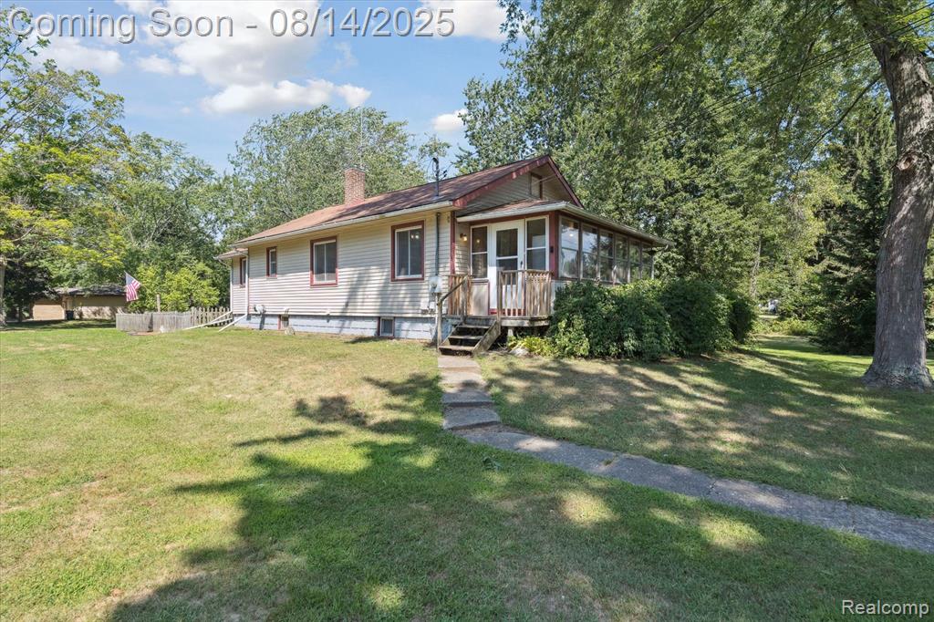 703 Cary Street, Corunna, MI 48817 — Photo 3