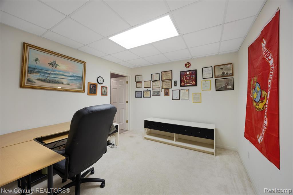 3561 Grove Lane, Auburn Hills, MI 48326 — Photo 23