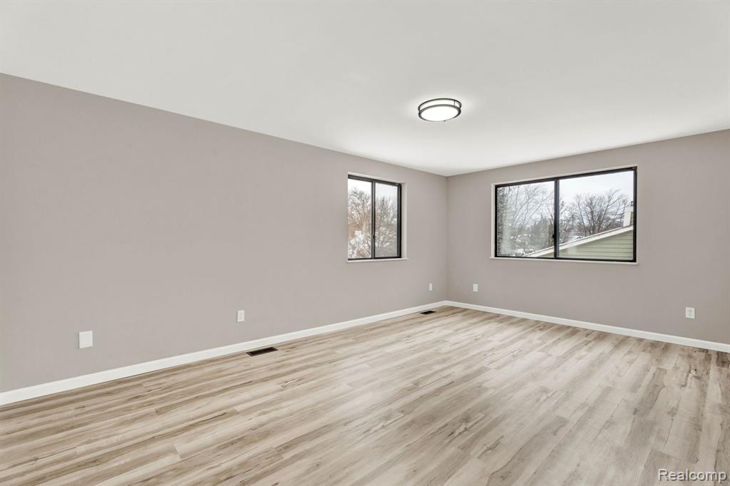 7820 Rampart Trail, Waterford, MI 48327 — Photo 40