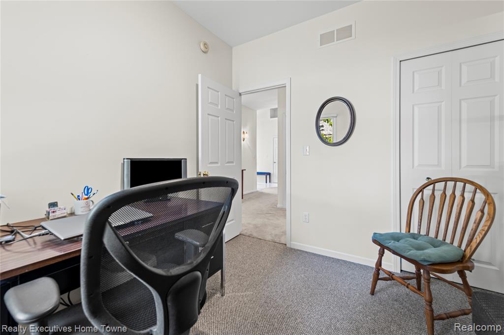 1070 Highland Drive, St. Clair, MI 48079 — Photo 15