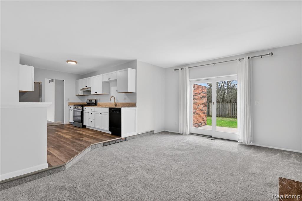 43737 Westminister Way, Canton, MI 48187 — Photo 11