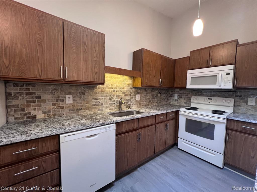 61958 Ticonderoga Drive, South Lyon, MI 48178 — Photo 21