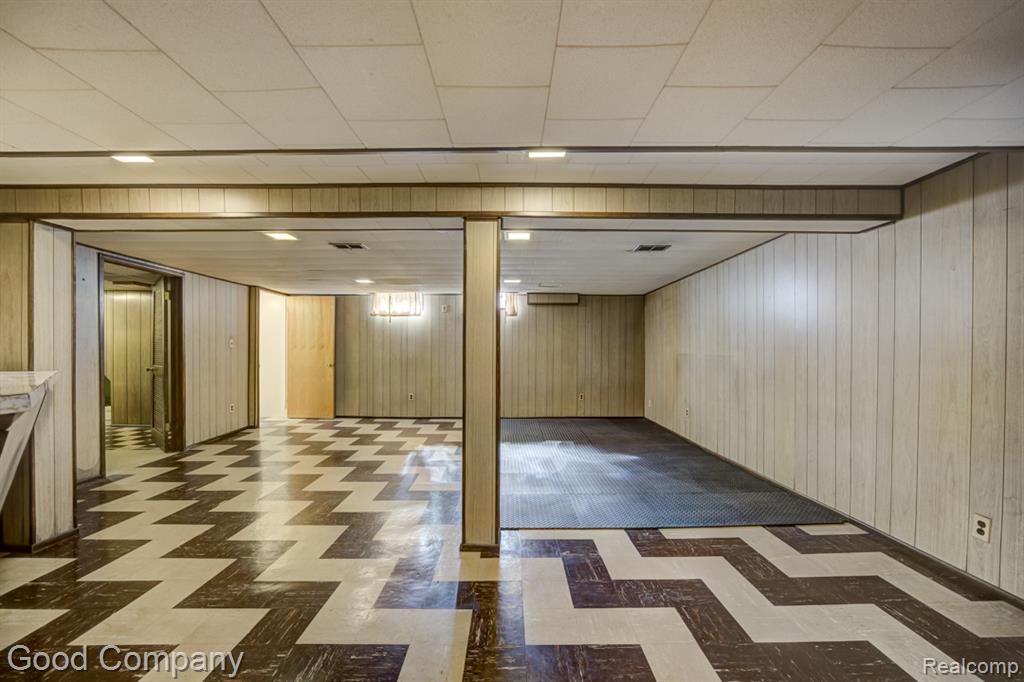 8961 Laurence Avenue, Allen Park, MI 48101 — Photo 32