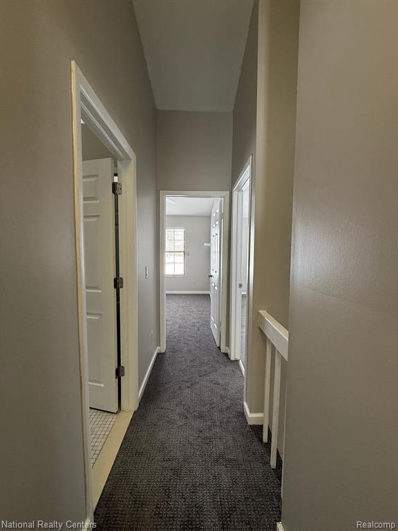 38959 COUNTRY Circle, Farmington Hills, MI 48331 — Photo 13