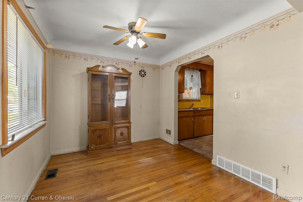1184 Farnham Avenue, Lincoln Park, MI 48146 — Photo 7