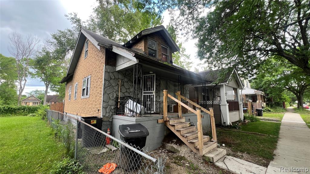15868 Parkside Street - Photo 3