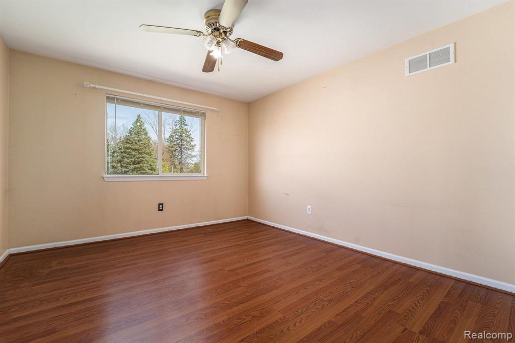 7549 ACORN HILL Court, West Bloomfield, MI 48323 — Photo 26