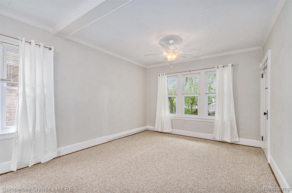 858 NOTTINGHAM ROAD Road, Grosse Pointe Park, MI 48230 — Photo 10