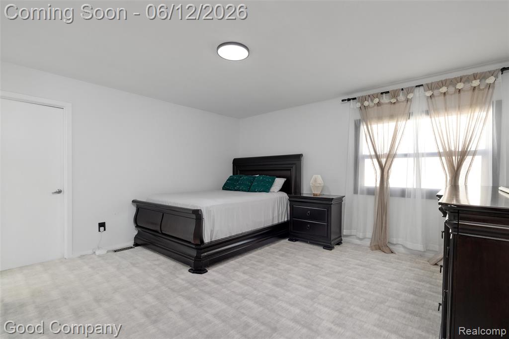 3176 Chambord Drive, West Bloomfield, MI 48323 — Photo 28