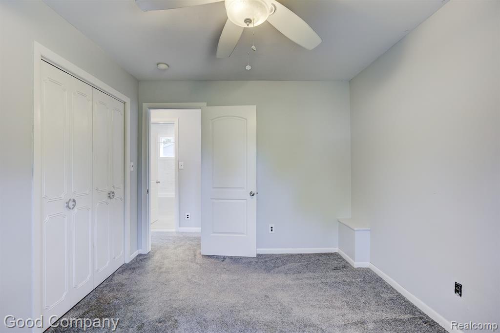 934 Lockwood Road, Royal Oak, MI 48067 — Photo 41