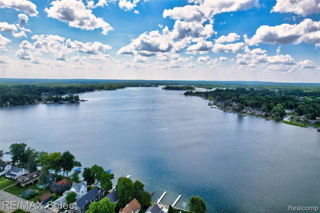 11472 Moffett Court, Fenton, MI, 48430