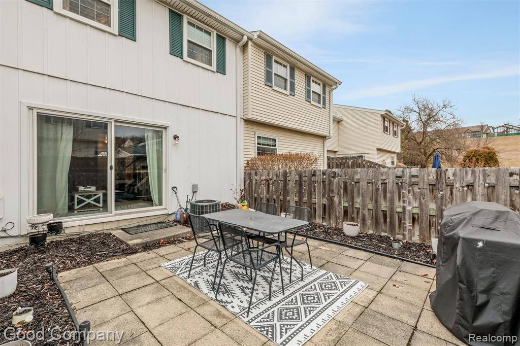42146 Farragut Court, Northville, MI 48167 — Photo 28