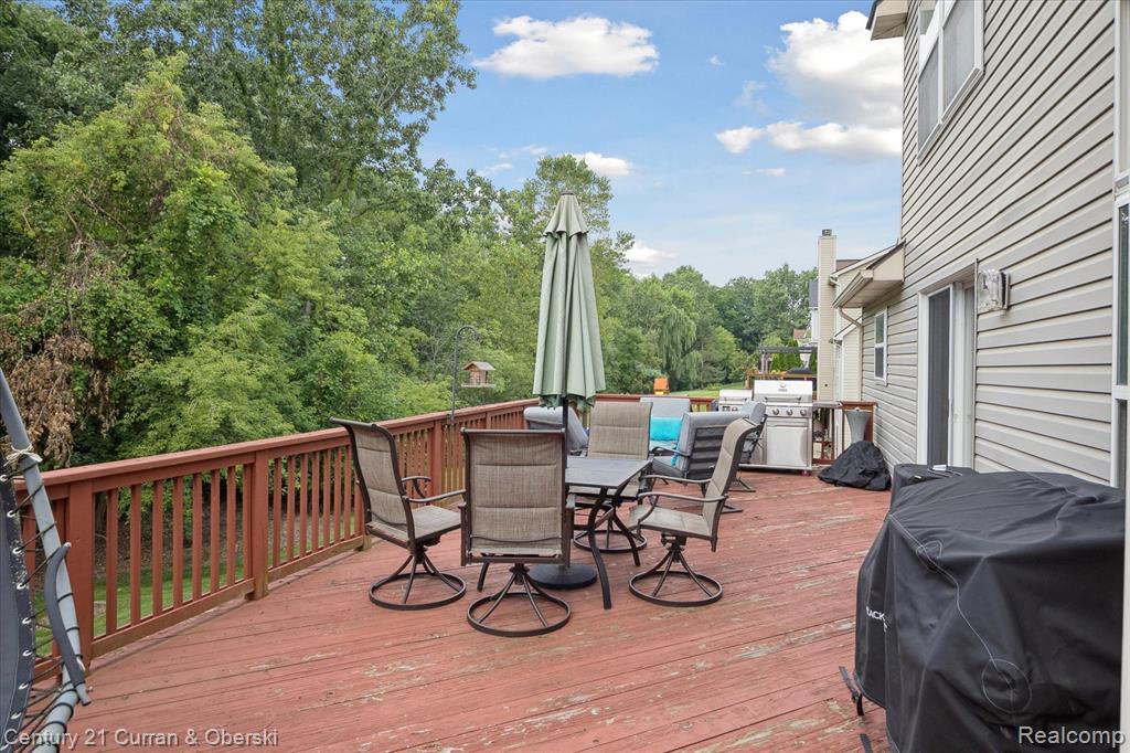 4025 Forest Edge Drive, Commerce Twp, MI 48382 — Photo 45