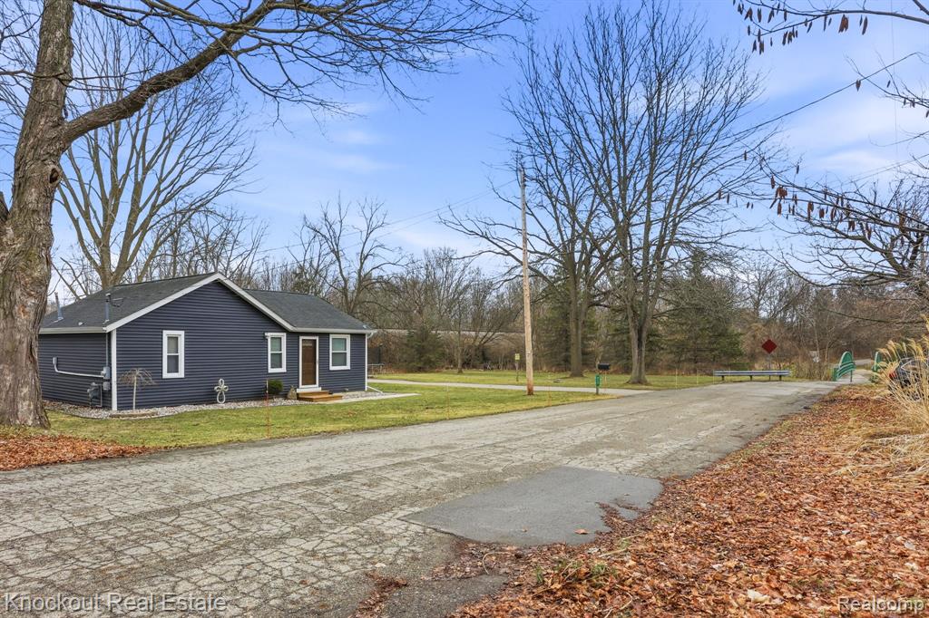 213 E Maple Street, Vassar, MI 48768 — Photo 31
