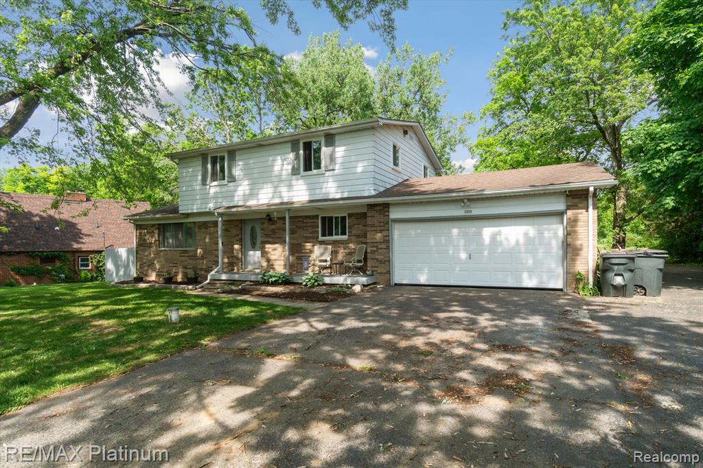 7353 GREEN VALLEY Drive, Grand Blanc, MI 48439 — Photo 3