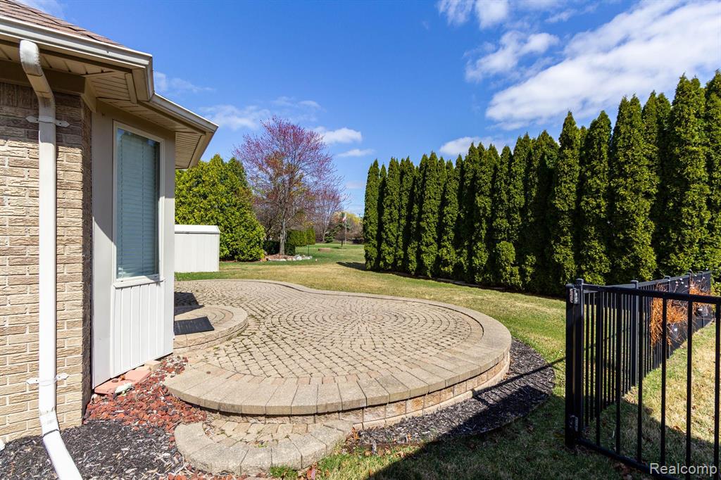 48784 BELLTOWER Drive, Macomb, MI 48044 — Photo 36