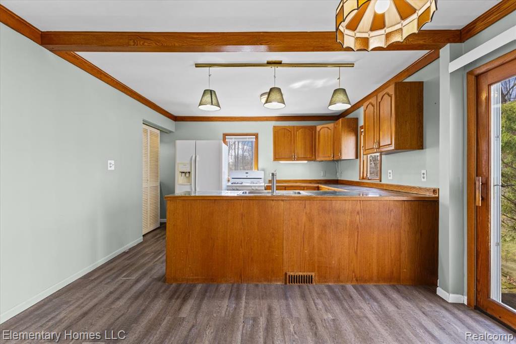 2158 Oaknoll Street, Auburn Hills, MI 48326 — Photo 11