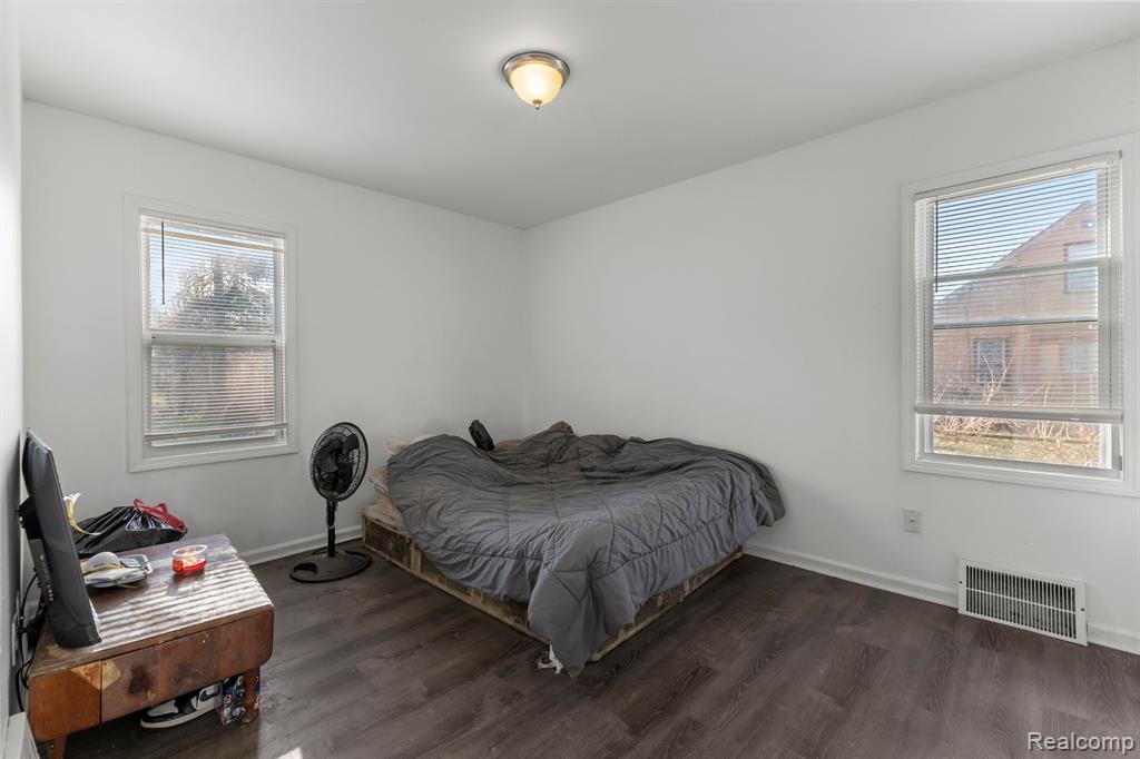 8690 TRINITY Street, Detroit, MI 48228 — Photo 19