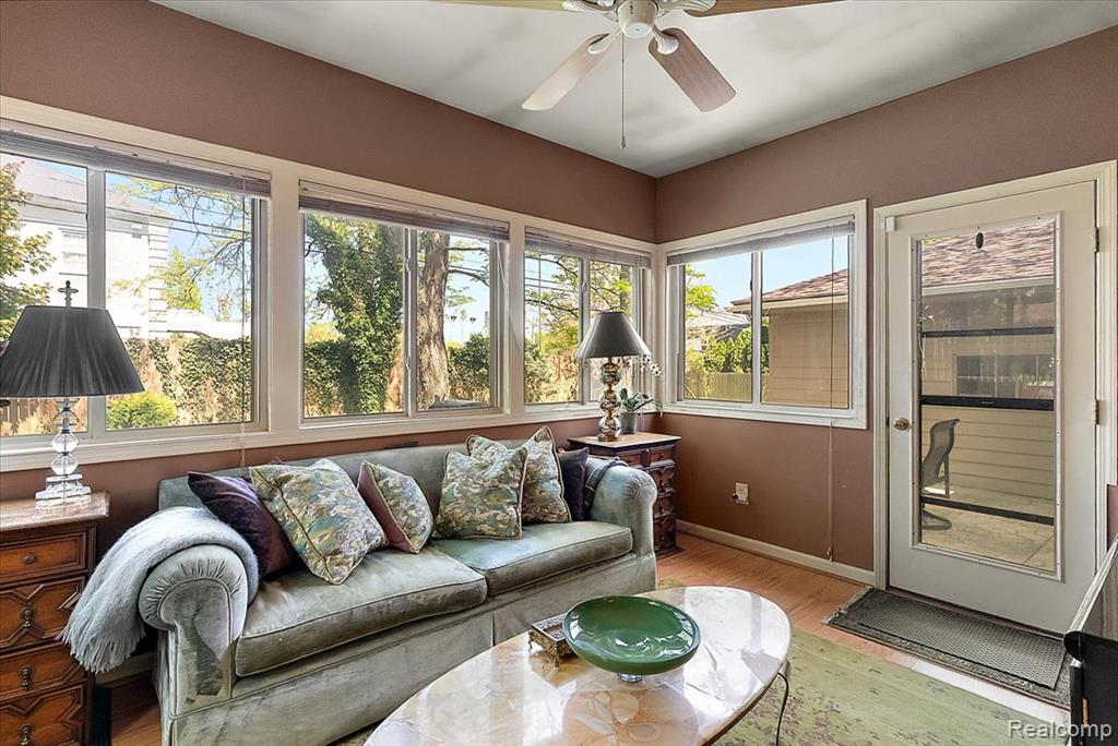 4374 Arden Place, Royal Oak, MI 48073 — Photo 19