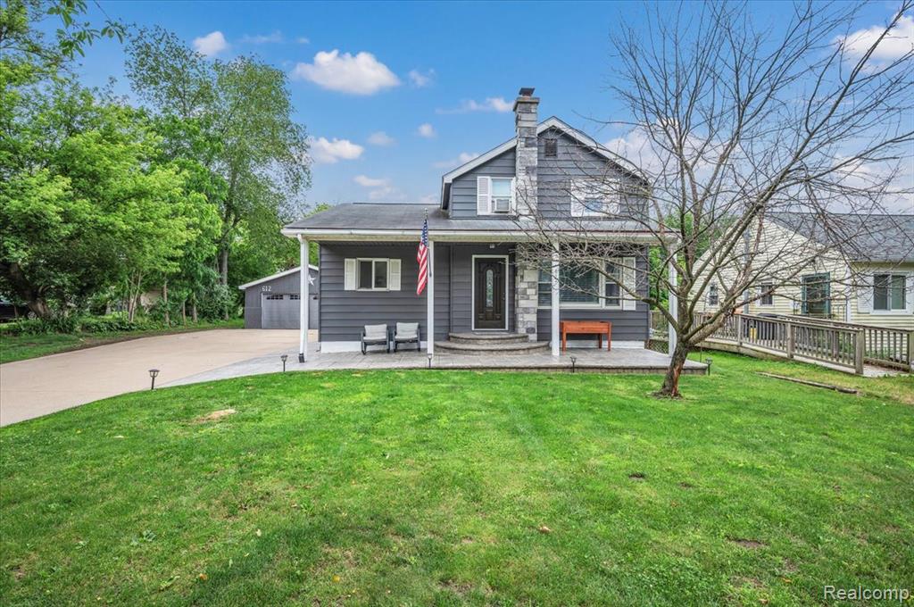 612 N BLACKS CORNERS Road, Imlay City, MI 48444 — Photo 2