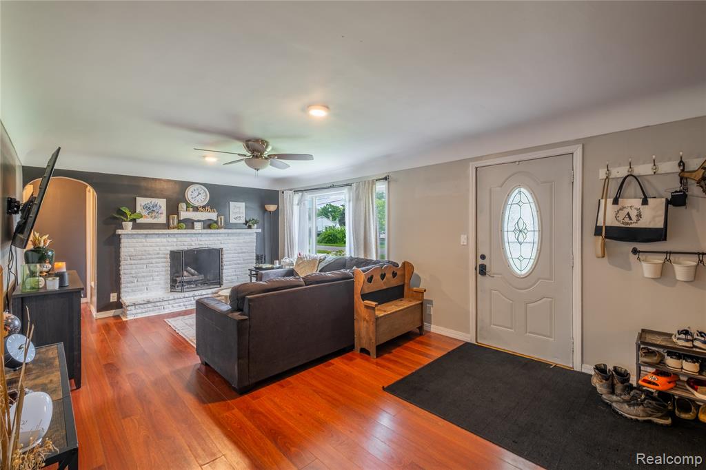 7800 Maple Street, Birch Run, MI 48415 — Photo 3
