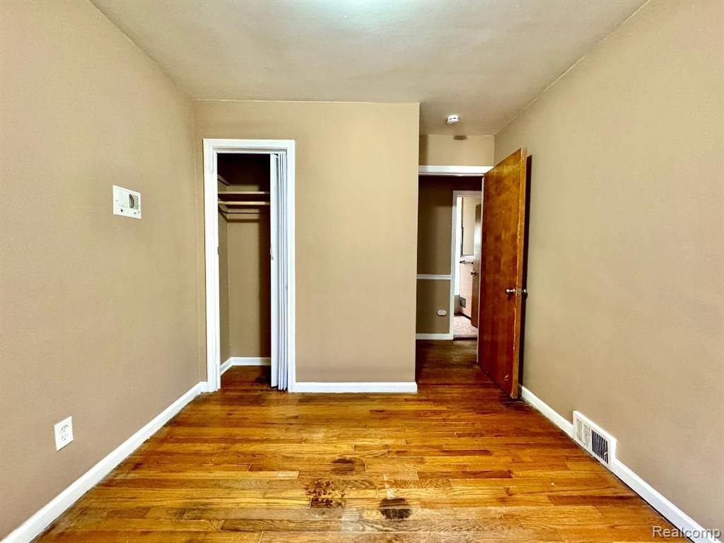 9939 APPLETON, Redford, MI 48239 — Photo 9