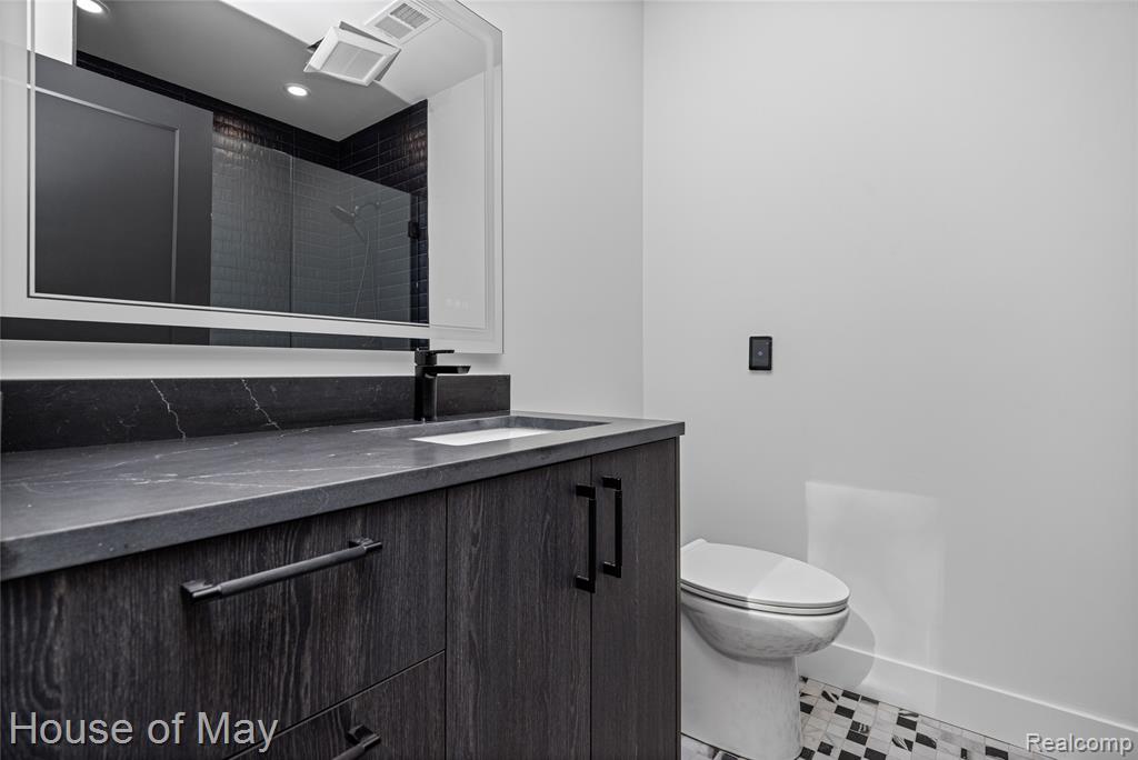 10890 Hillway Drive, White Lake, MI — Photo 35
