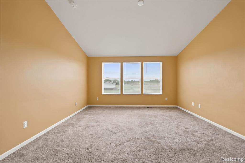 56626 Leeds Lane, Macomb, MI 48042 — Photo 23
