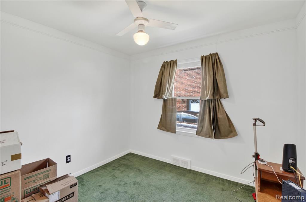 17706 Centralia, Redford, MI 48240 — Photo 26