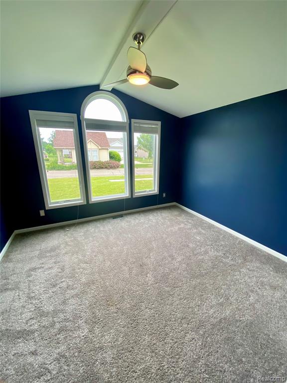 7758 DRAKESHIRE BLVD, Almont, MI 48003 — Photo 5