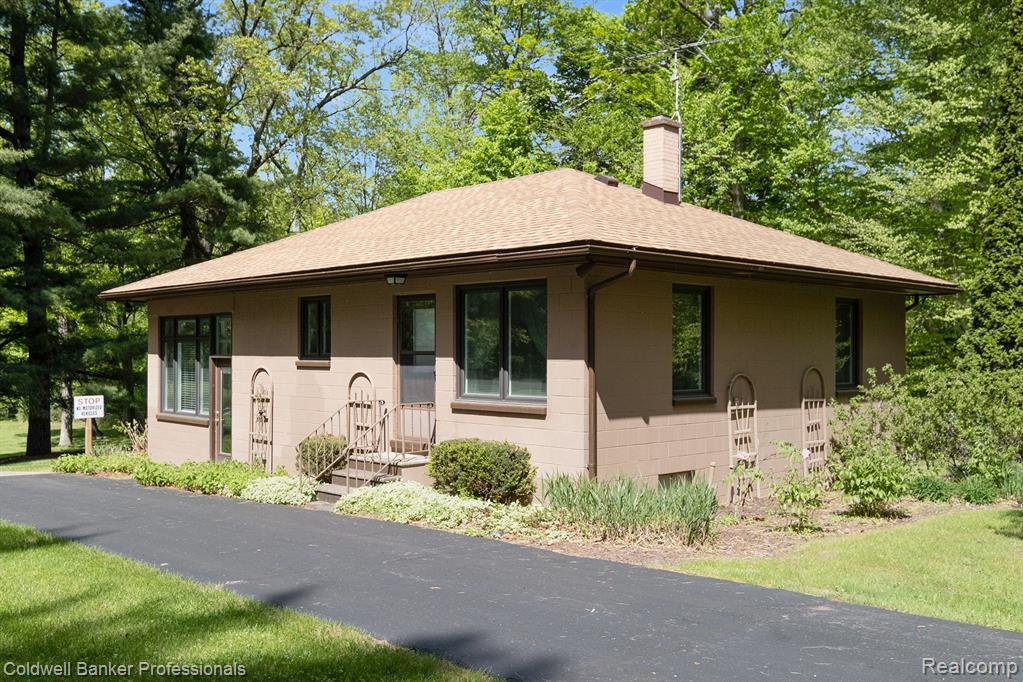 2103 E NEWARK Road, Lapeer, MI 48446 — Photo 36