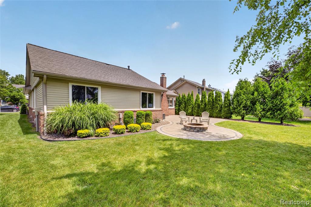 44637 Ridgefield Road, Canton, MI 48188 — Photo 33