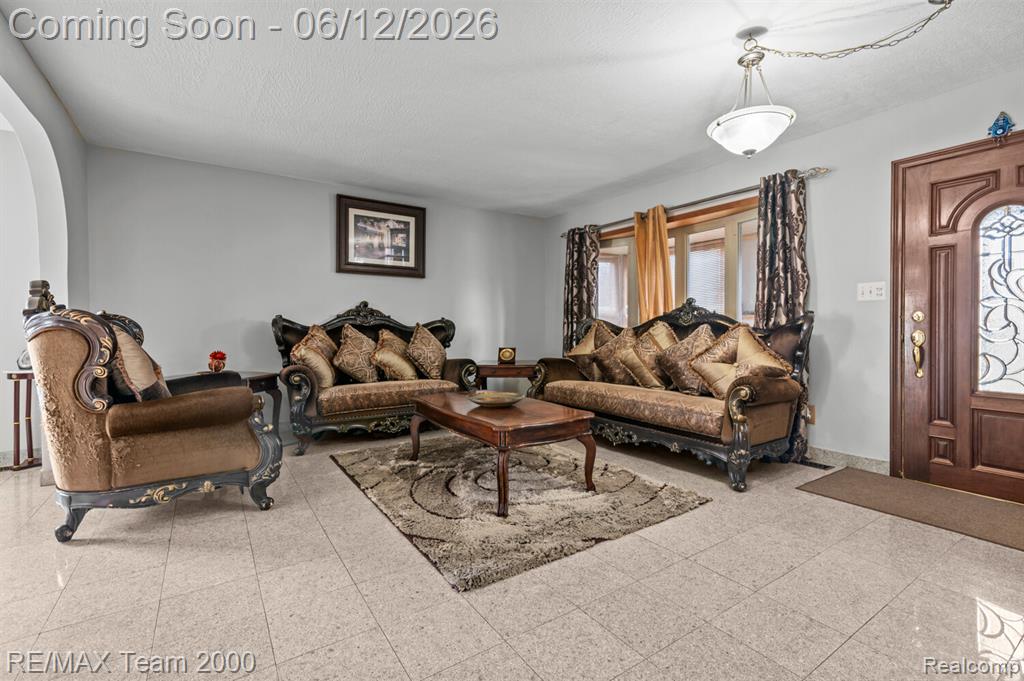 3 Morross Court, Dearborn, MI 48126 — Photo 5