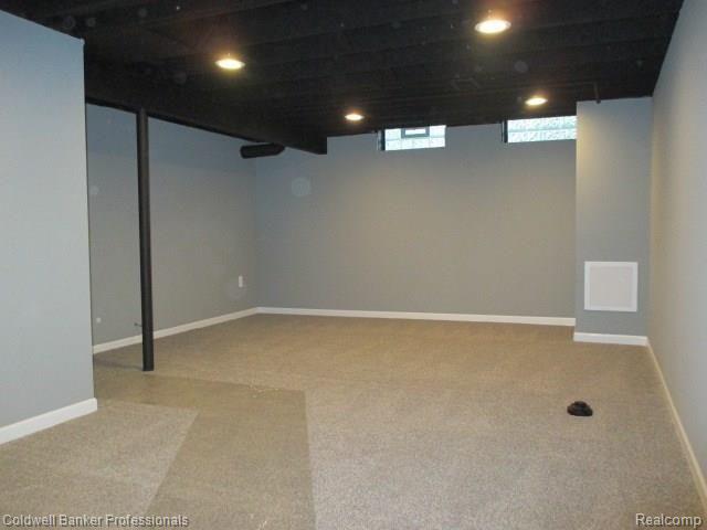 4474 Holly Drive, Troy, MI 48085 — Photo 27