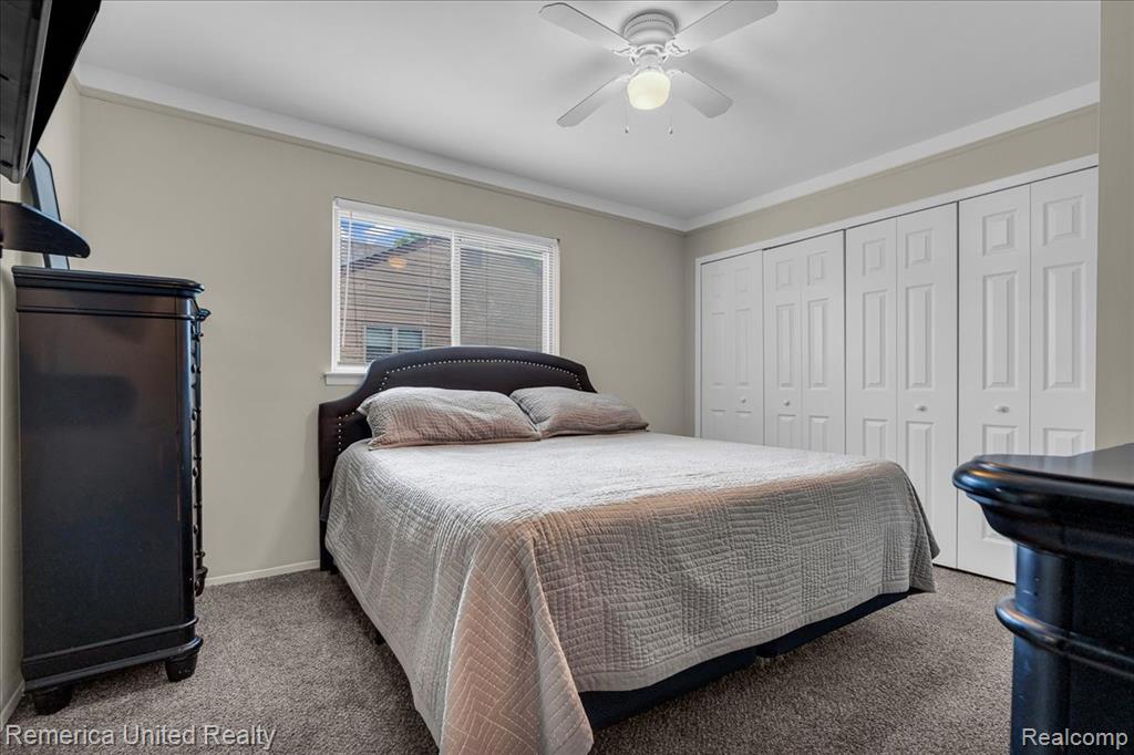 43488 LAURELWOOD, Canton, MI 48187 — Photo 11