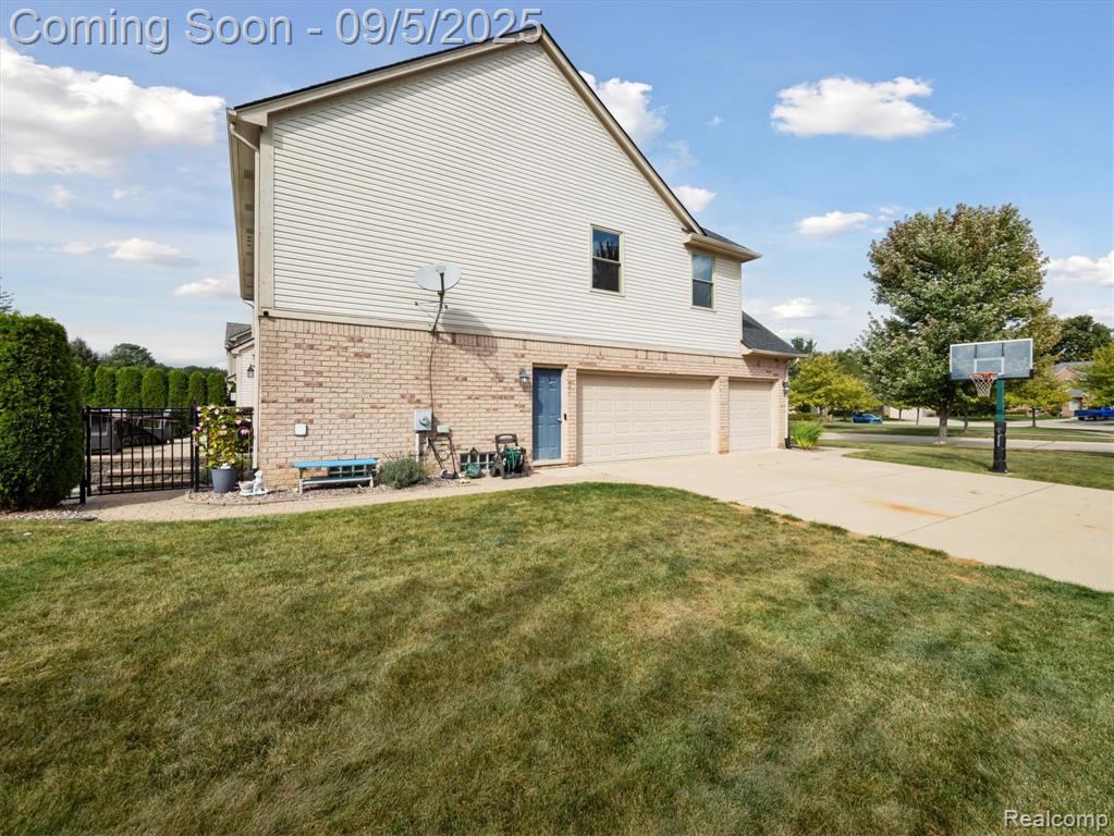 57611 Hawthorn Drive, Washington, MI — Photo 47