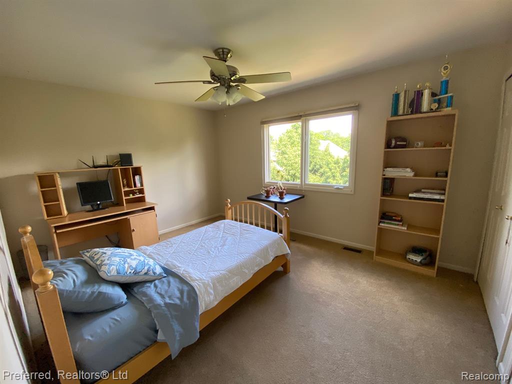 8360 OPAL Drive, Westland, MI — Photo 19