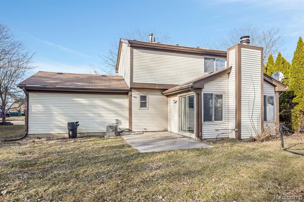 41421 AYRSHIRE Drive, Canton, MI 48188 — Photo 24
