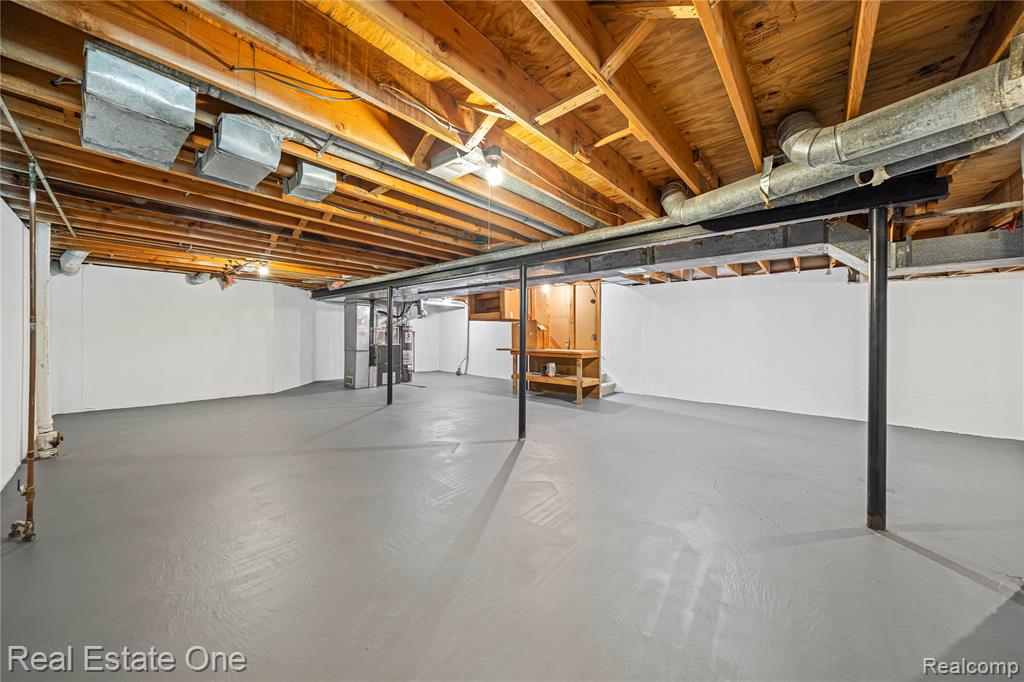 6027 Pebble Lane Court, West Bloomfield, MI — Photo 45